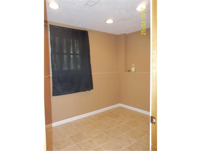 1929 Ivanhoe Dr, Irwin, PA 15642 photo 21