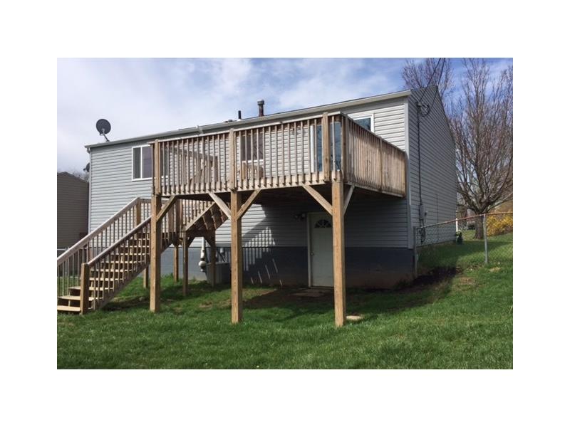 1929 Ivanhoe Dr, Irwin, PA 15642 photo 25