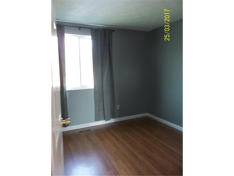 1929 Ivanhoe Dr, Irwin, PA 15642 photo 17
