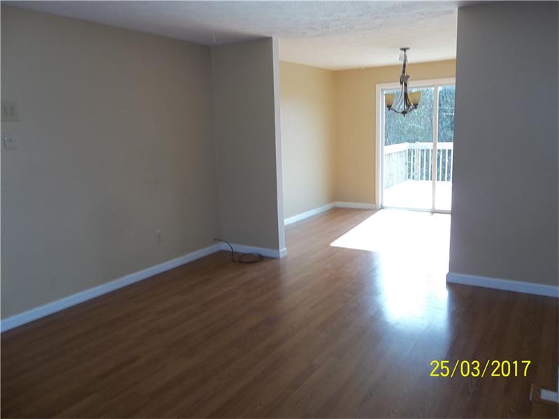 1929 Ivanhoe Dr, Irwin, PA 15642 photo 5