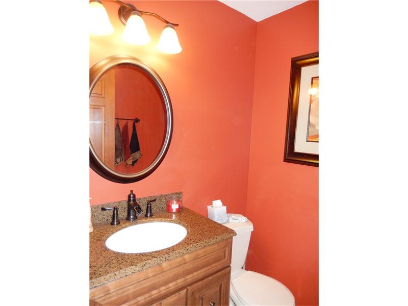 9730 Downing Pl, Irwin, PA 15642 photo 11