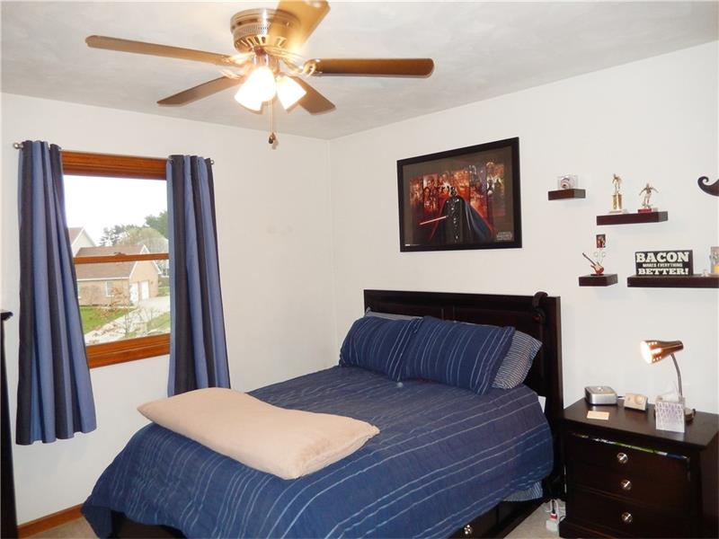 9730 Downing Pl, Irwin, PA 15642 photo 17