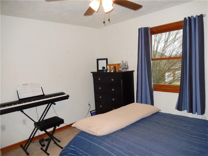 9730 Downing Pl, Irwin, PA 15642 photo 18