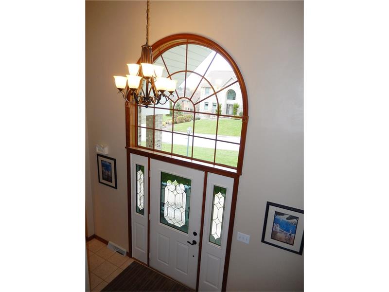 9730 Downing Pl, Irwin, PA 15642 photo 2