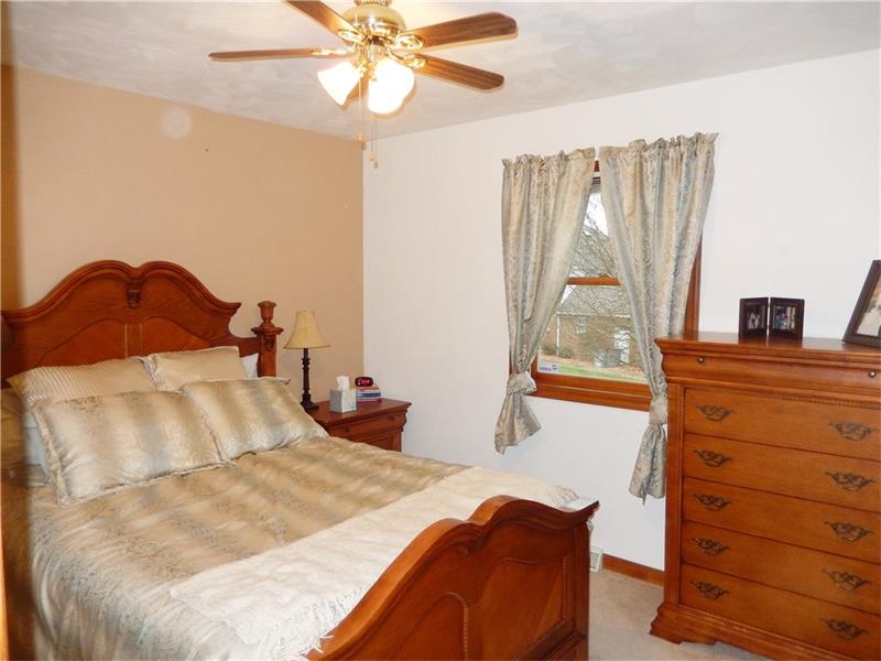 9730 Downing Pl, Irwin, PA 15642 photo 15