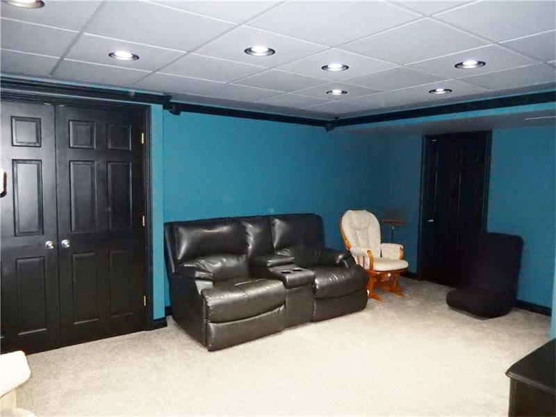 9730 Downing Pl, Irwin, PA 15642 photo 22