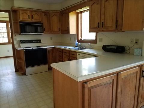 3331 Carriage, PA 15632 photo 2