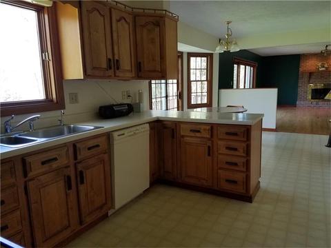 3331 Carriage, PA 15632 photo 3