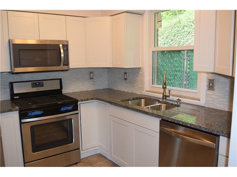 4584 E Willock Rd, Pittsburgh, PA 15227 photo 3