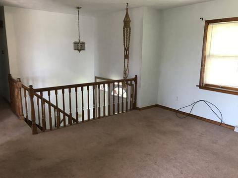 176 Elderton Heights Rd, Elderton, PA 15736 photo 2