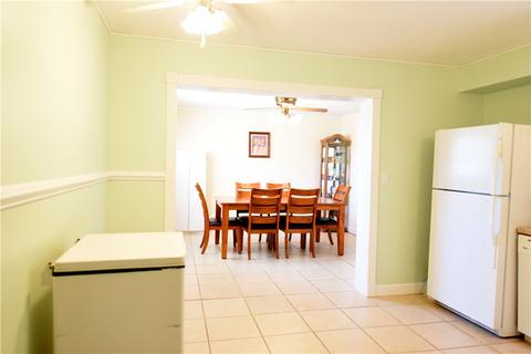 21 E Hillcrest, Nottingham, PA 15330 photo 4