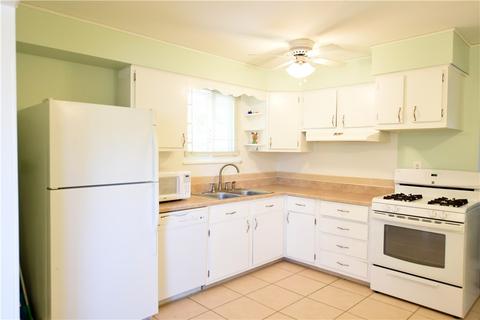 21 E Hillcrest, Nottingham, PA 15330 photo 3