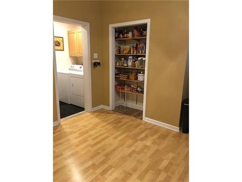 39 Penn Ave, Irwin, PA 15642 photo 14