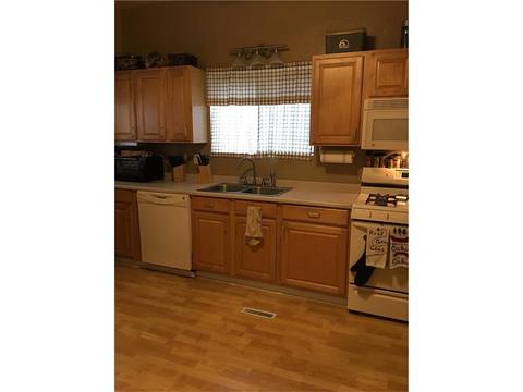 39 Penn Ave, Irwin, PA 15642 photo 13