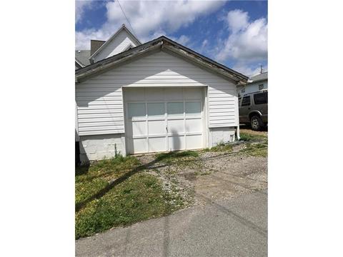 39 Penn Ave, Irwin, PA 15642 photo 8