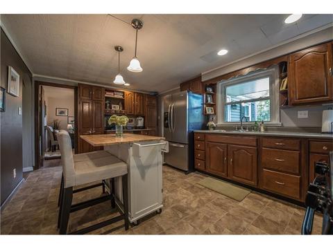 2149 Warren, Irwin, PA 15642 photo 4