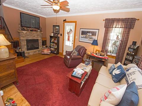 1691 Hancock Ave, Apollo, PA 15613 photo 3