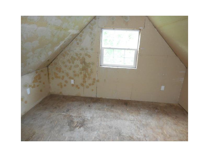 9786 Mcclellan St, Irwin, PA 15642 photo 10