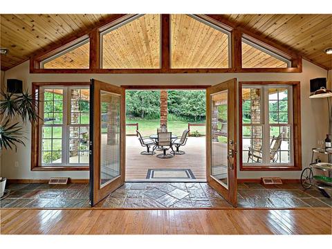 201 Pearson Rd, Clairton, PA 15025 photo 11