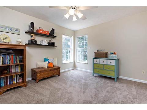 201 Pearson Rd, Clairton, PA 15025 photo 17