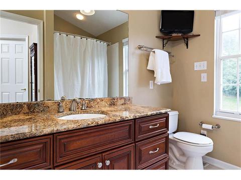201 Pearson Rd, Clairton, PA 15025 photo 15