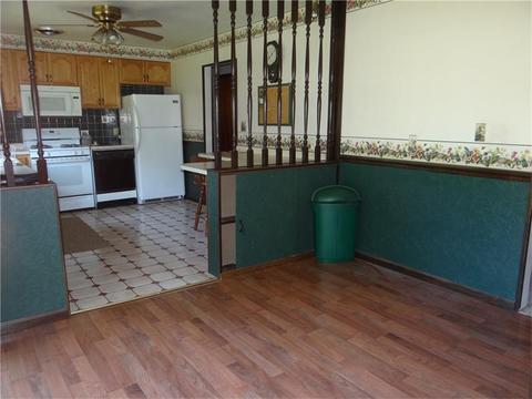 12300 Roth Dr, Irwin, PA 15642 photo 8