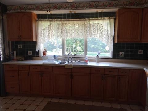 12300 Roth Dr, Irwin, PA 15642 photo 9
