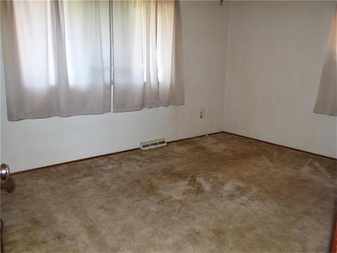 12300 Roth Dr, Irwin, PA 15642 photo 15