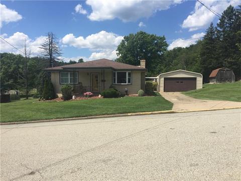 84 Webster Ave, Irwin, PA 15642 photo 1