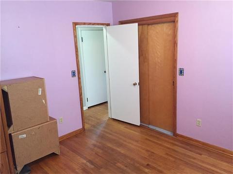 84 Webster Ave, Irwin, PA 15642 photo 9