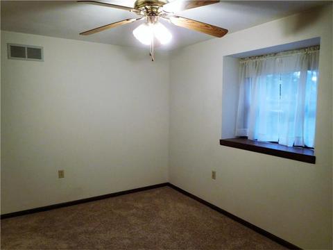 561 Adele Dr, Irwin, PA 15642 photo 17