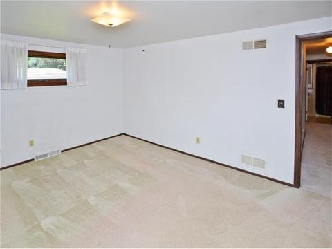 12389 Linshan Dr, Irwin, PA 15642 photo 15