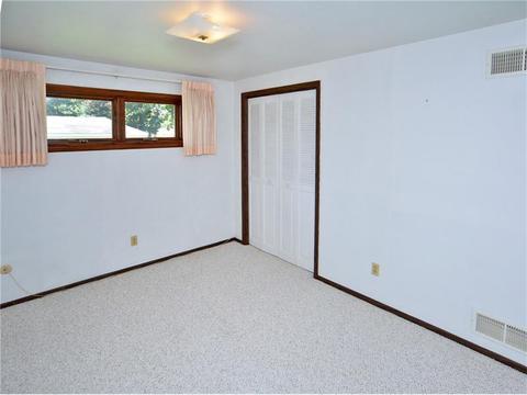12389 Linshan Dr, Irwin, PA 15642 photo 16