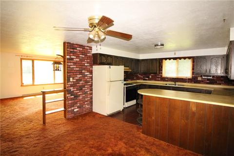 236 Brownlee Rd, Eighty Four, PA 15330 photo 8