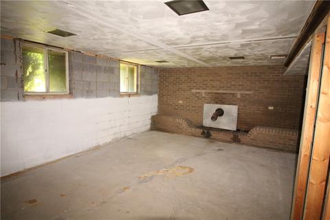 236 Brownlee Rd, Eighty Four, PA 15330 photo 12