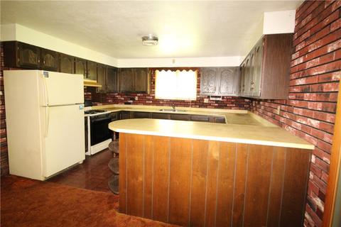 236 Brownlee Rd, Eighty Four, PA 15330 photo 5