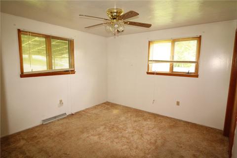 236 Brownlee Rd, Eighty Four, PA 15330 photo 11