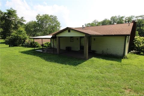 236 Brownlee Rd, Eighty Four, PA 15330 photo 4