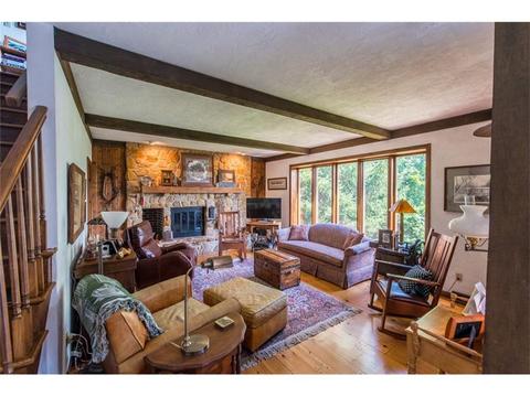6051 Apache Ln, Export, PA 15632 photo 5