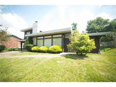 421 Braddock Dr, Irwin, PA 15642 photo 1
