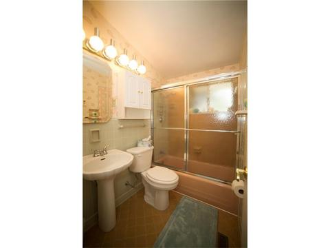 421 Braddock Dr, Irwin, PA 15642 photo 14
