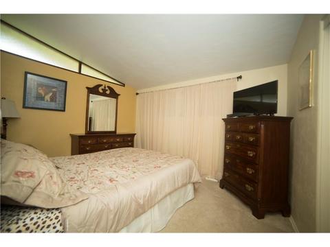 421 Braddock Dr, Irwin, PA 15642 photo 12