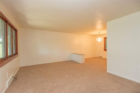 145 Wickham Dr, Monaca, PA 15061 photo 3
