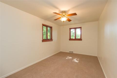 145 Wickham Dr, Monaca, PA 15061 photo 8