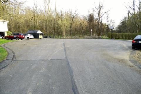 211 Bendix Dr, Coraopolis, PA 15108 photo 19