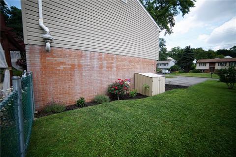 211 Bendix Dr, Coraopolis, PA 15108 photo 17