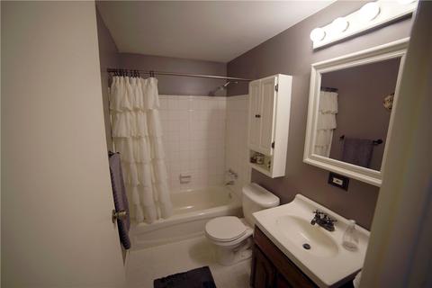 211 Bendix Dr, Coraopolis, PA 15108 photo 13