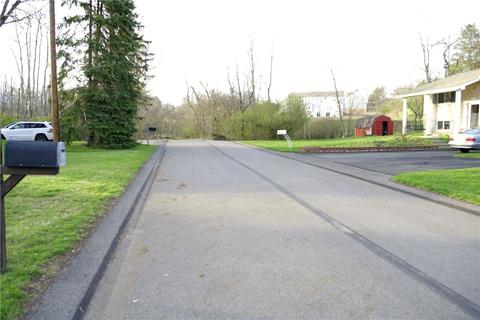 211 Bendix Dr, Coraopolis, PA 15108 photo 18