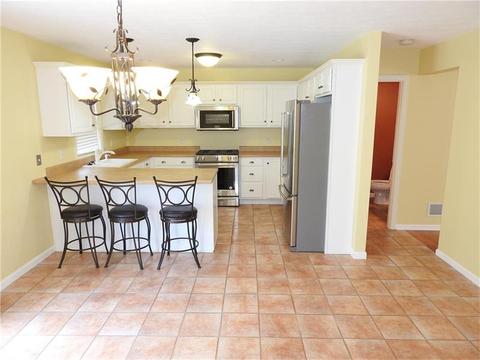 6904 Spring Valley Ln, Export, PA 15632 photo 8