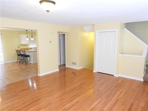 6904 Spring Valley Ln, Export, PA 15632 photo 6